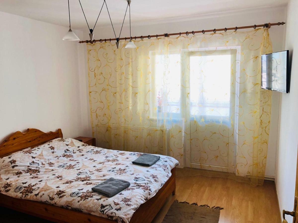 Apartament Zărneşti Exterior foto